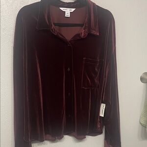 Old Navy Burgundy Velour Cropped Button Down Shirt